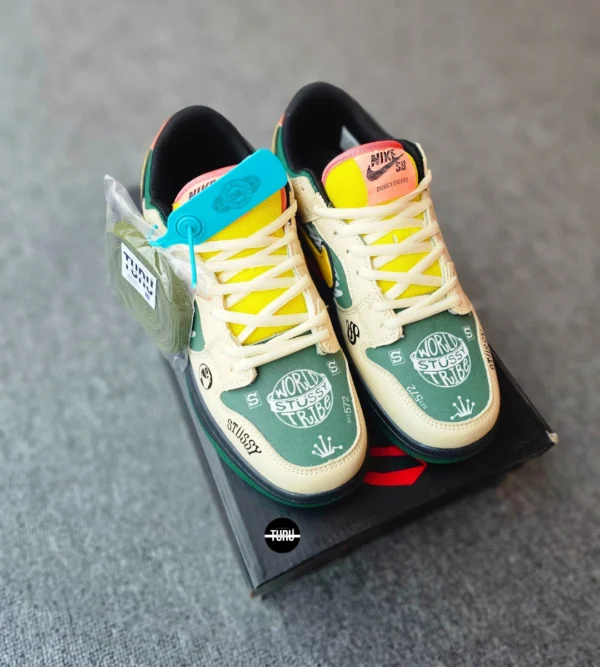 SB Dunk Low x Stussy BMW M3 - Image 2