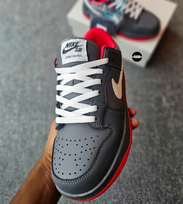 Jeff Staple x Dunk Low Pro SB - Image 3