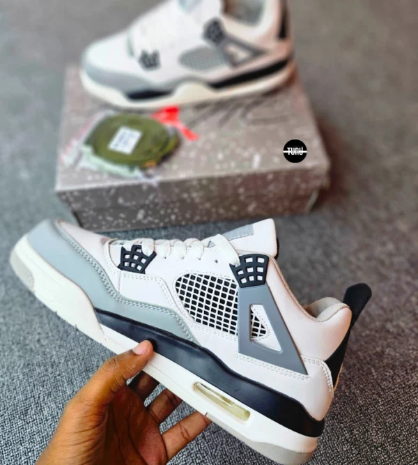 Jordan 4 Retro Military Black - Image 3