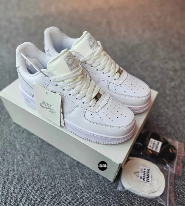 Nike Air Force 1 Low White - Image 3