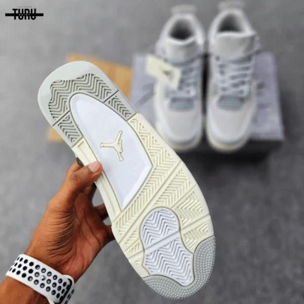 Air Jordan 4 Retro Frozen Moments - Image 7