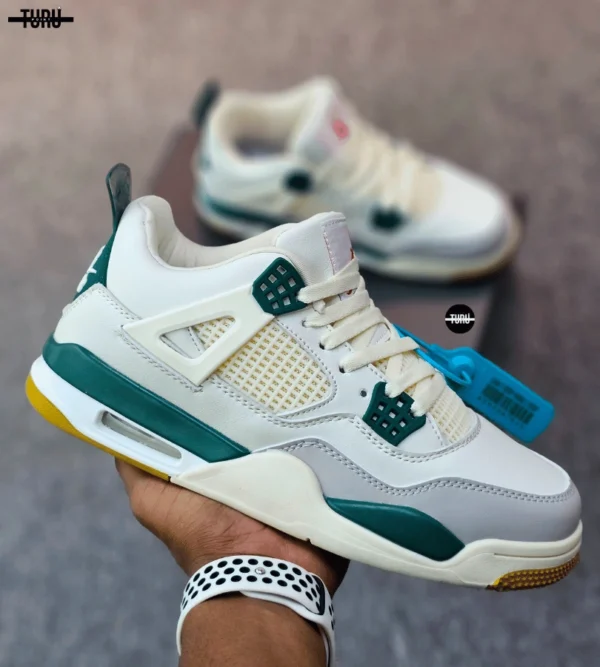SB x Air Jordan 4 Retro Sail White Pine Green