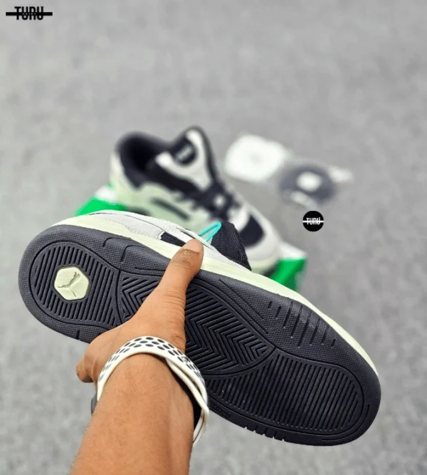 180 Grey Sneaker - Image 4