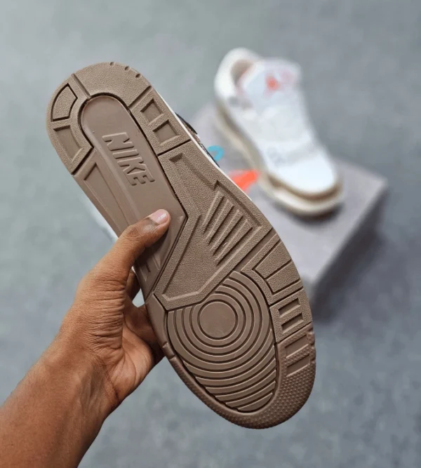 Air Jordan 3 Retro X Travis Scott - Image 5
