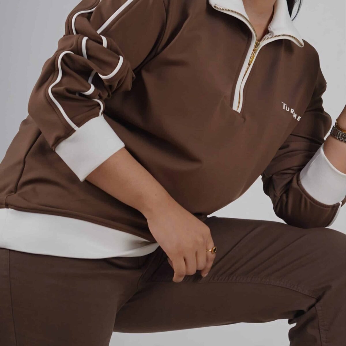 Signature Brown Sweatshirt
