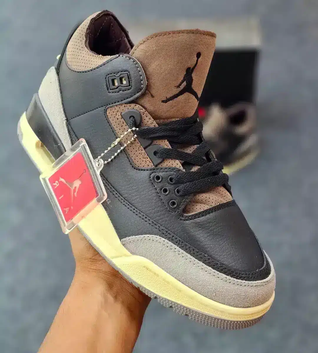 A Ma Maniére x Jordan 3 Retro SP : TOP