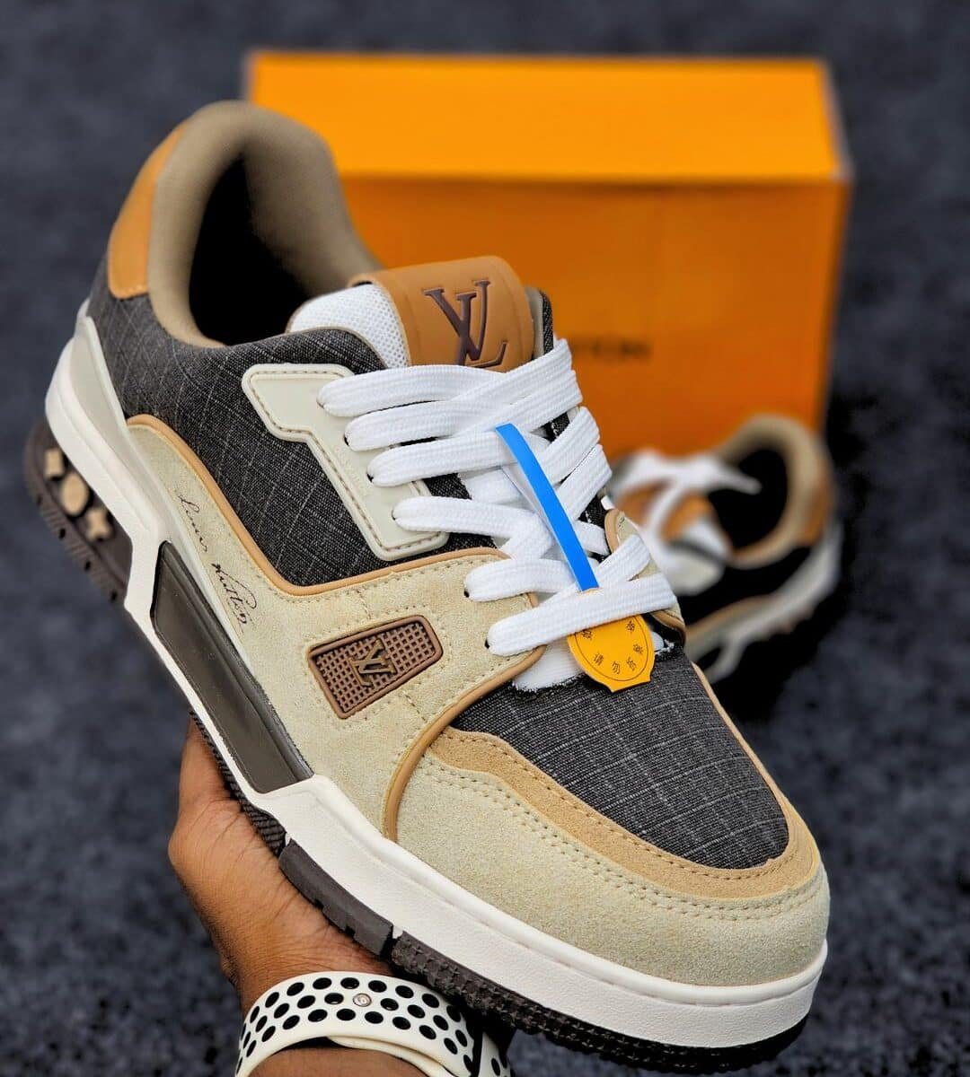 LV Trainer Outdoor brown and beige