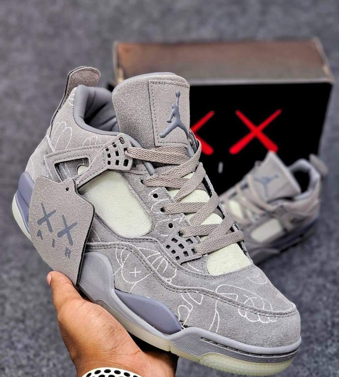 Jordan 4 x KAWS Gray